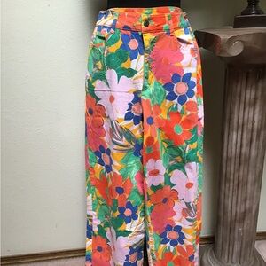 FUN & COLORFUL Pants BY GB, size 7, Zippered front, pockets, wide leg.